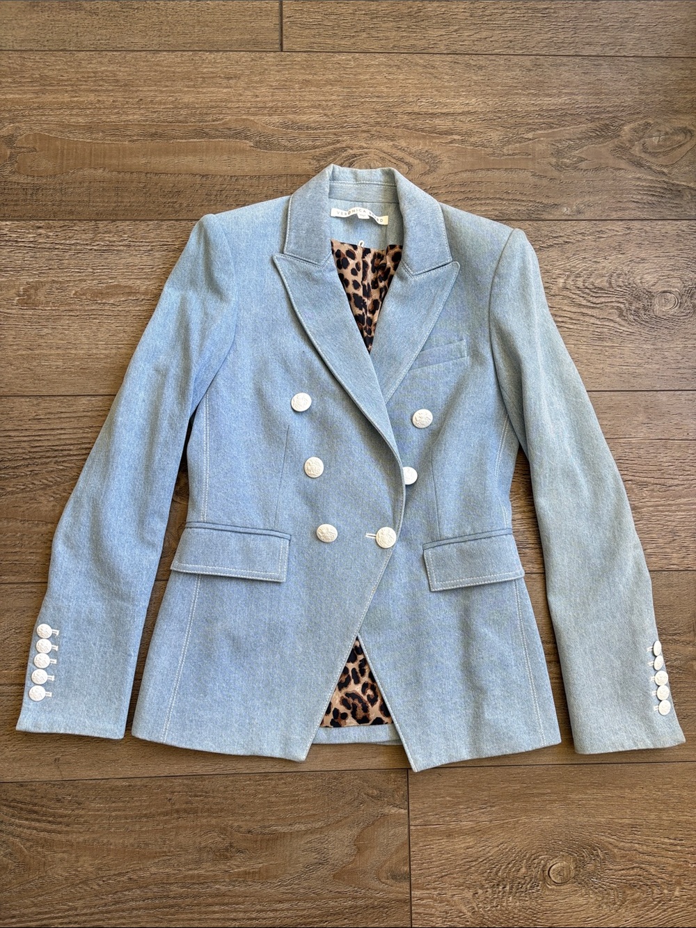 Veronica Beard Miller Dickey Jacket
Double-Breasted Light Blue Denim Blazer